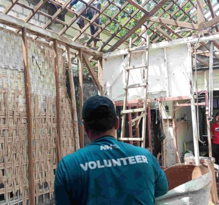 Penjual Pentol di Gresik