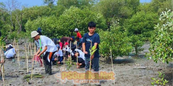 Pelajar SMP di Surabaya