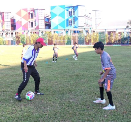 PSG Soccer School
